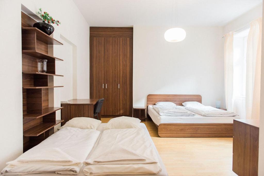 Lion Apartments In Historical Center, Bratislava Old Town エクステリア 写真